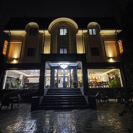Vatan Plaza Hotel Tashkent Exterior photo